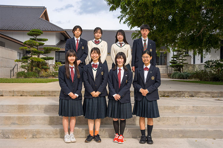 基于YOLOv8深度学习的学校校服与发型合规性检测及语音提示系统(PyQt5界面+数据集+训练代码)